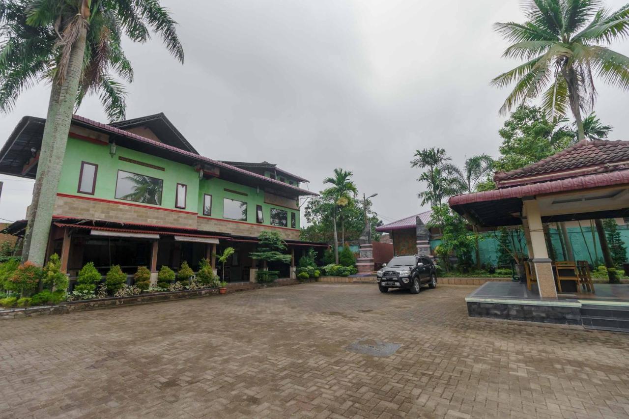 Reddoorz Plus @ Setiabudi Medan 4 Sunggal Exteriér fotografie